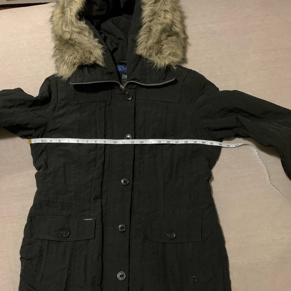 Esprit Luxury Outerwear Collection - Picture 10 of 15